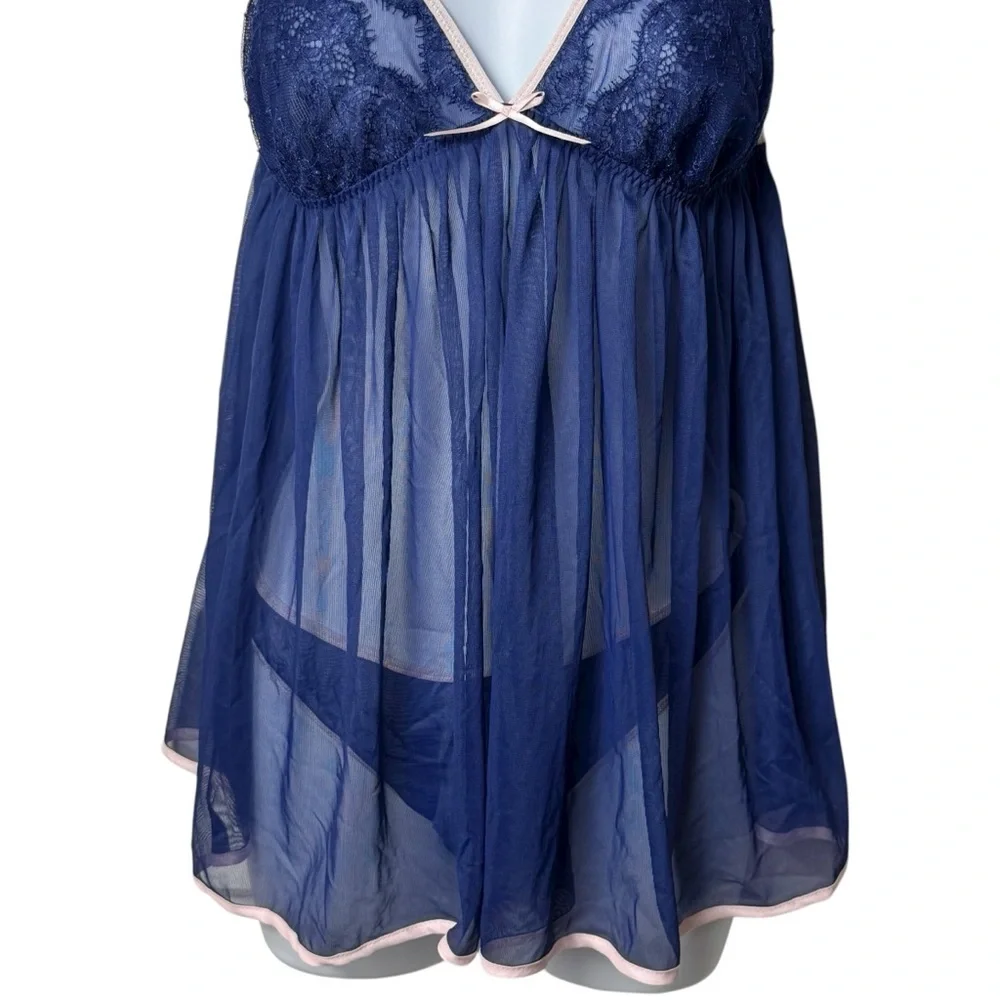 Victoria's Secret Navy and Pink Teddy Underwear Set Dainty Feminine Sexy L‎
